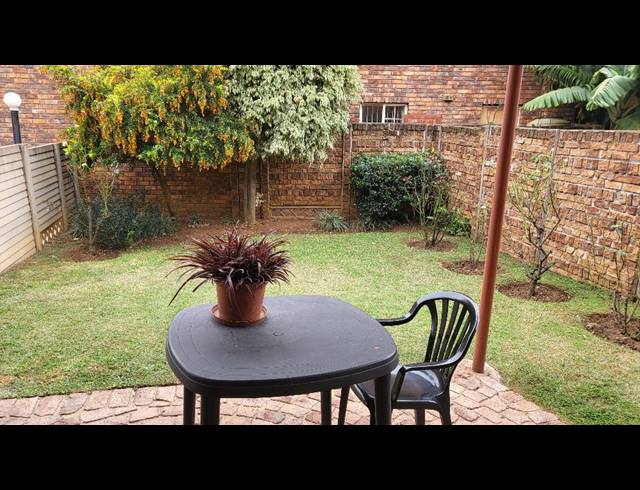 2 BEDROOM DUPLEX FOR SALE IN CLAREMONT